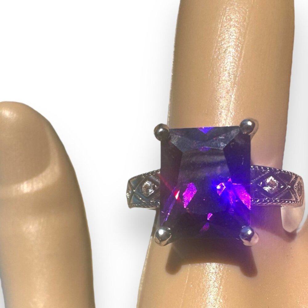 Vintage-Inspired Sterling Silver Ring With Amethyst Gemstone & Intricate Band 7